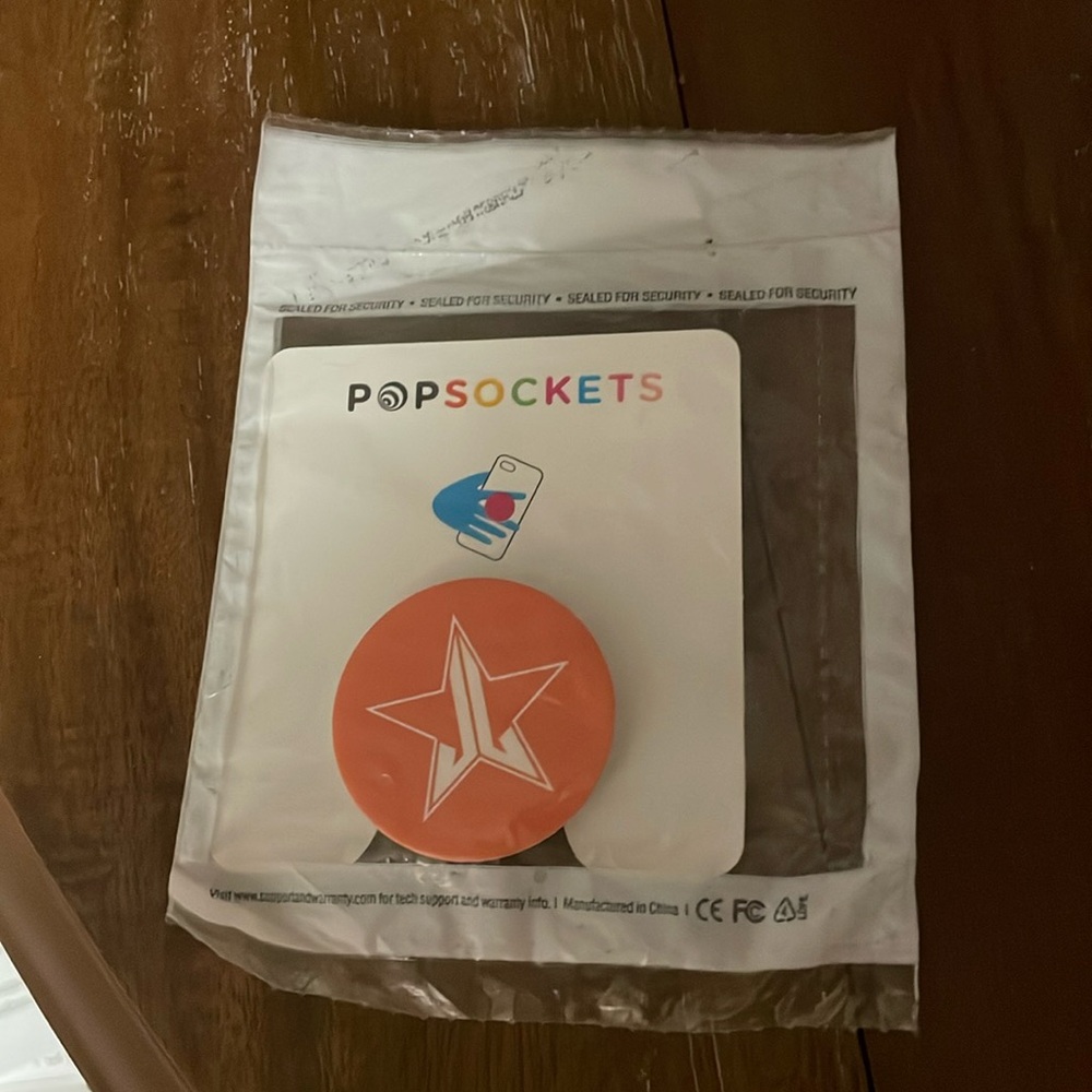 Jeffree Star pop socket